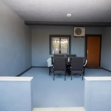 Appartement Bozur Donje Cicevo